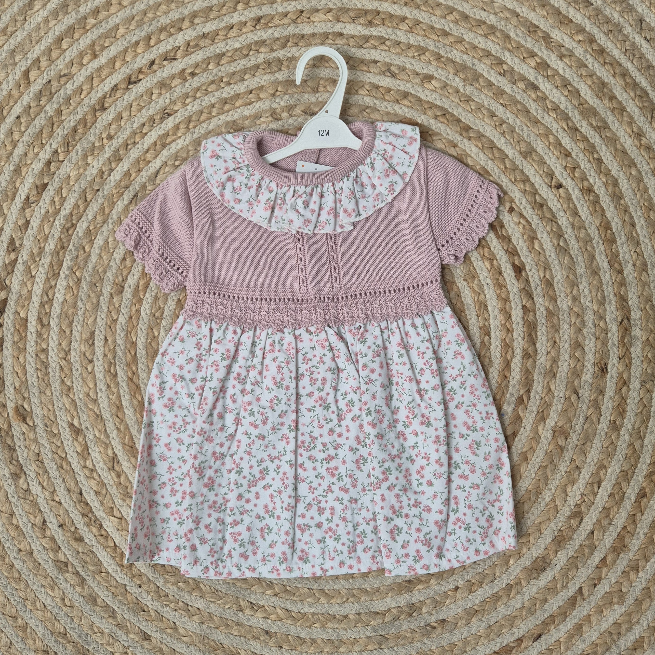 Vestido flores rosa empolvado