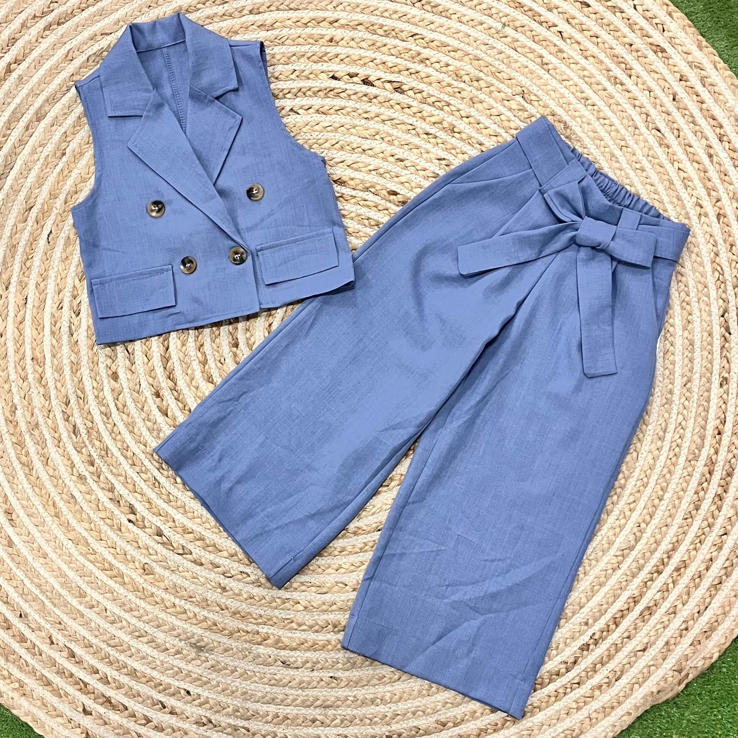 Conjunto chaleco azul