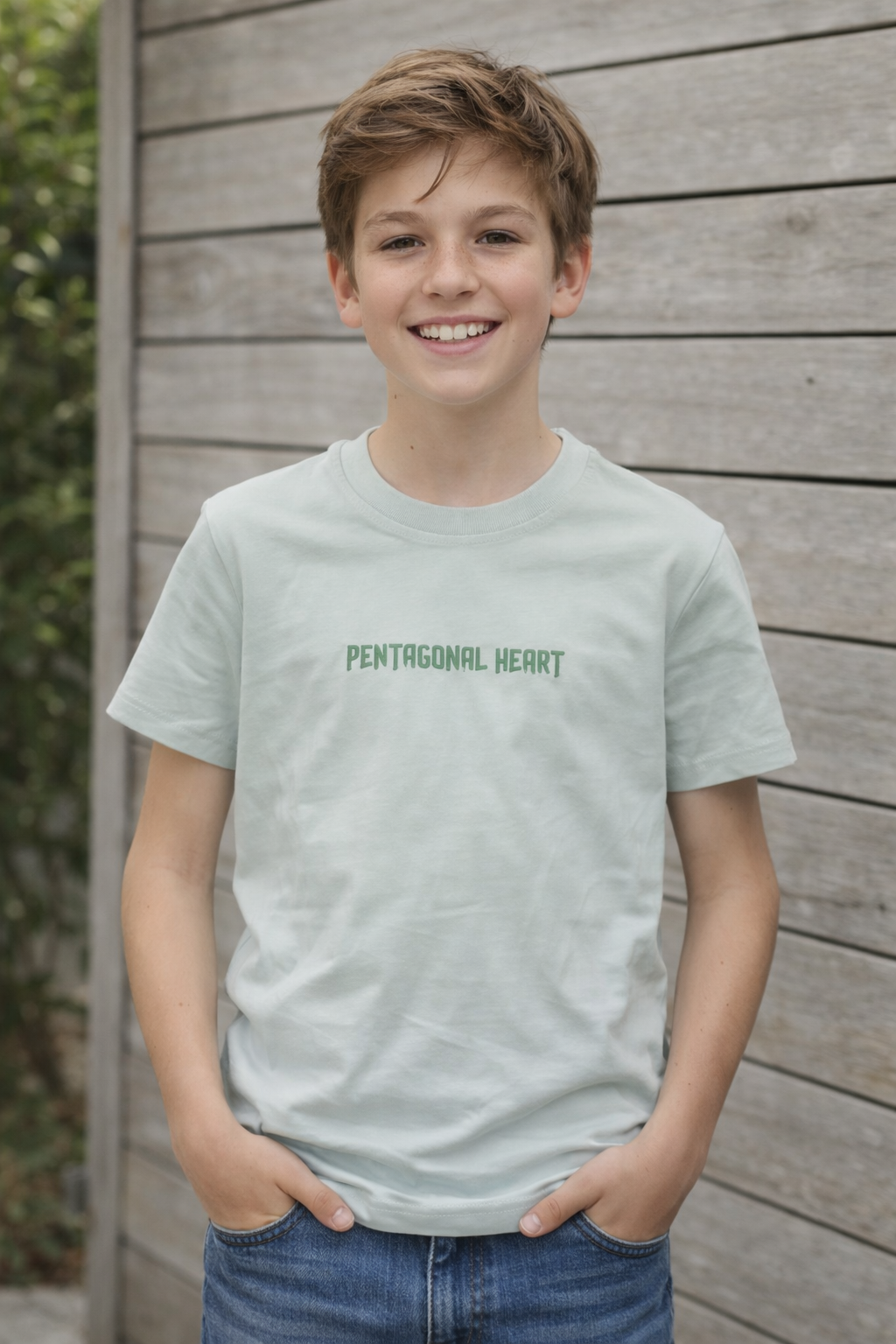 Camiseta pentagonal verde