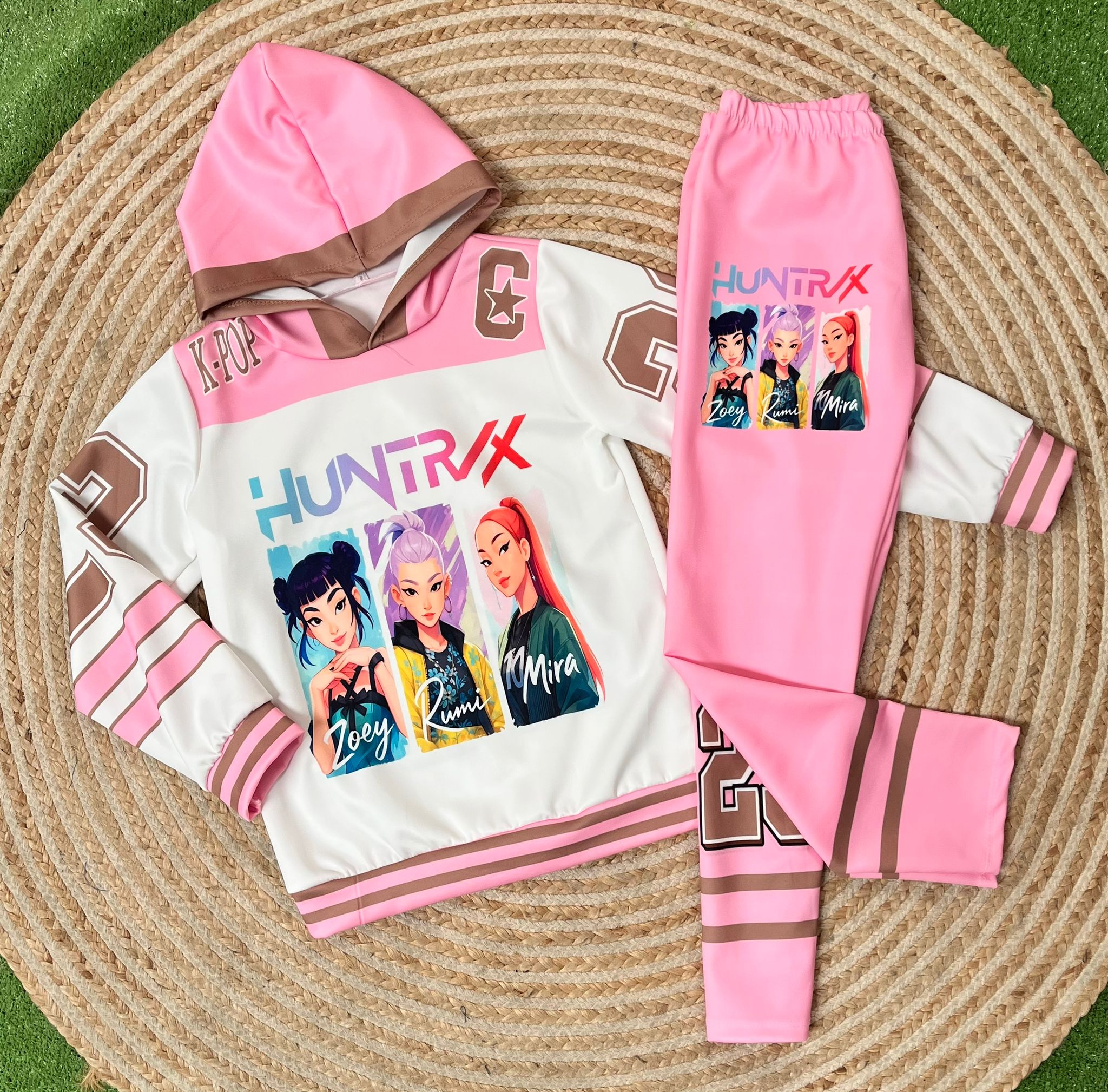 Chandal huntrix rosa