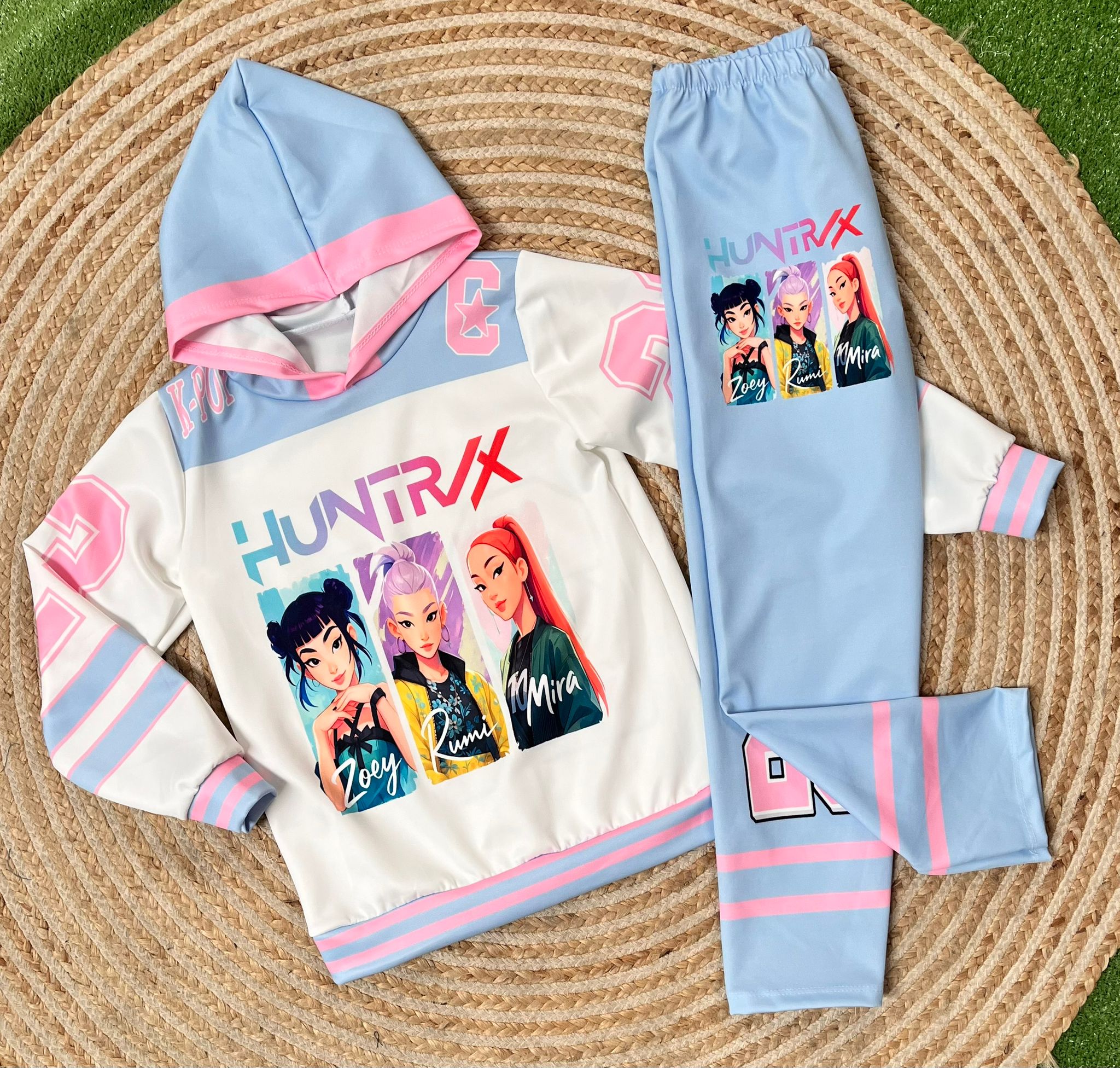 chandal huntrix azul