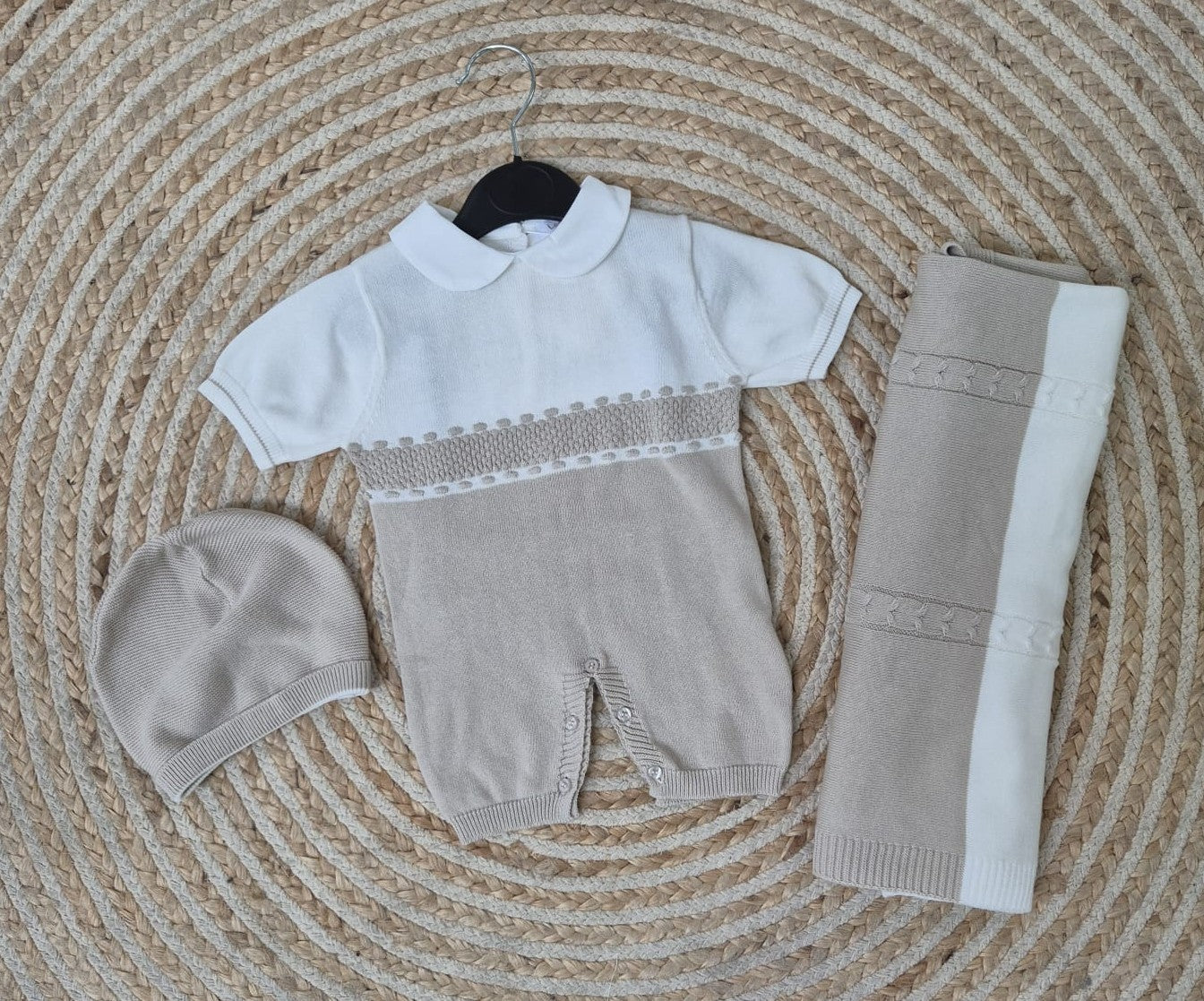 Pelele + Gorro + Toquilla combi beige