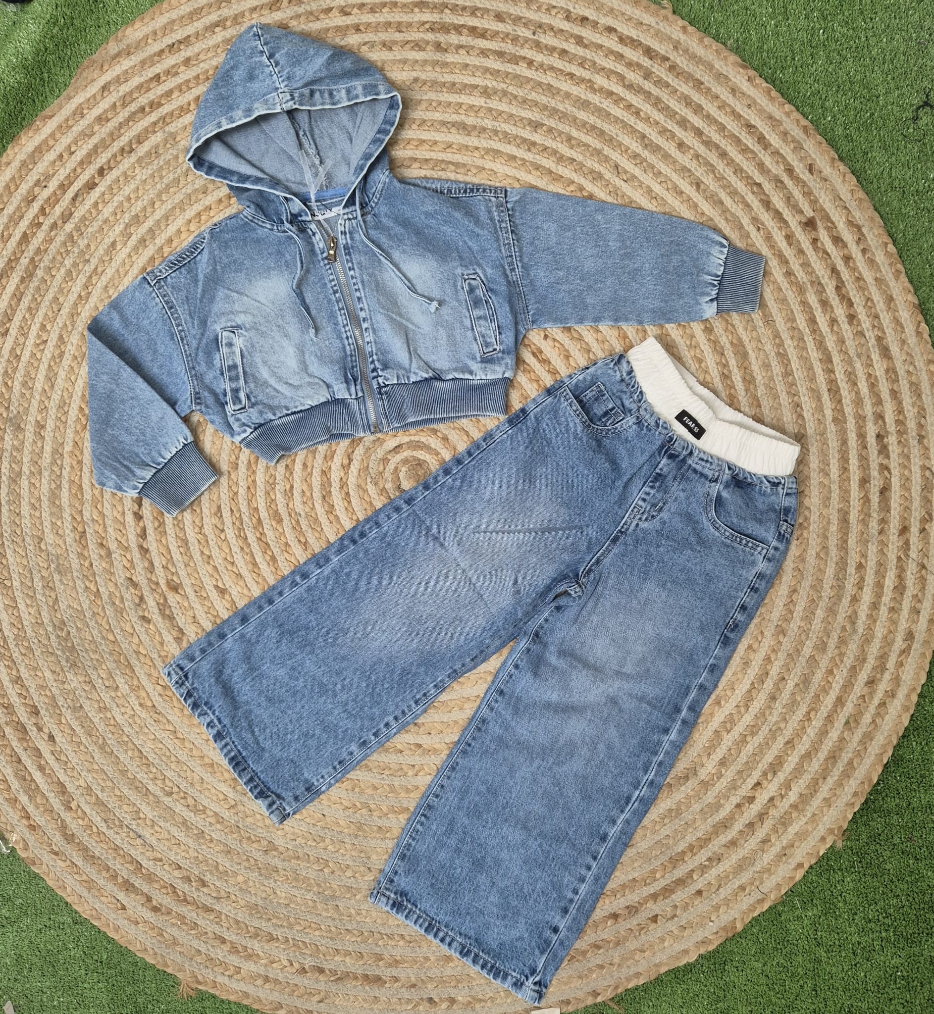 Conjunto capucha vaquero