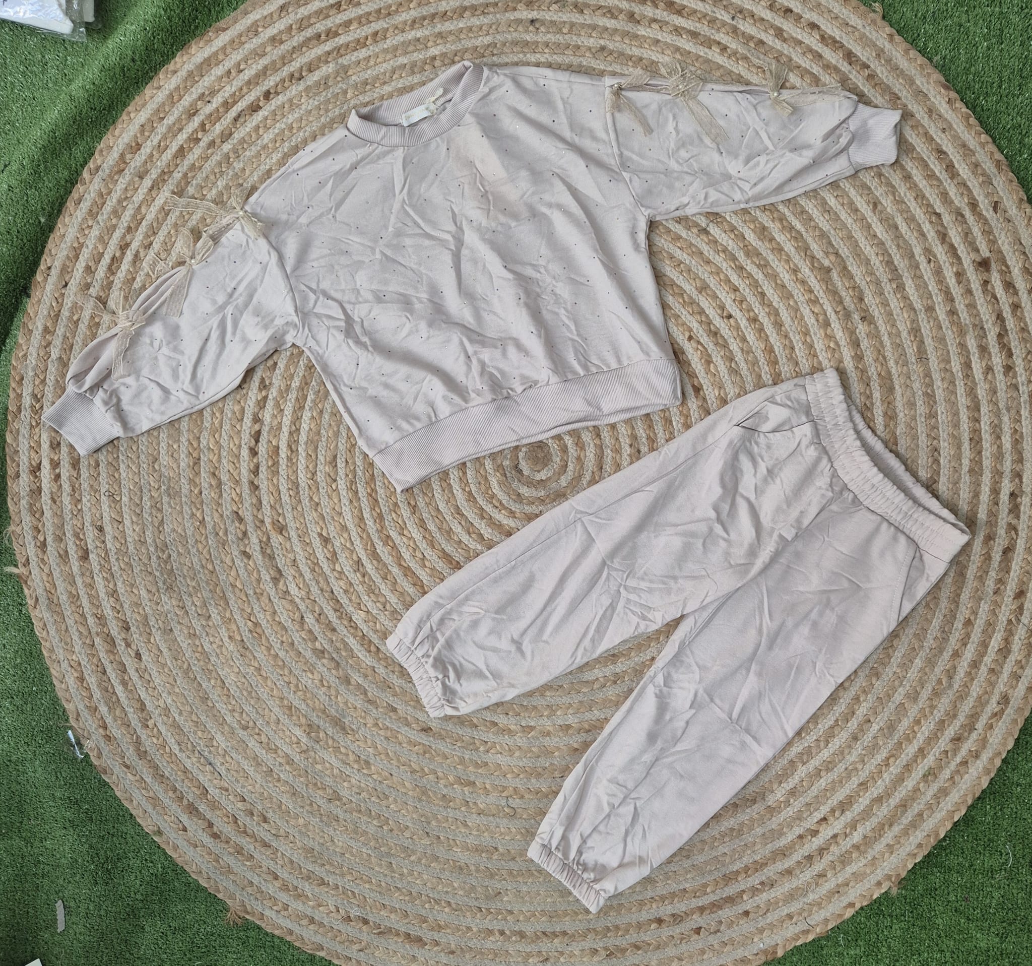 Chandal lazo brillo beige