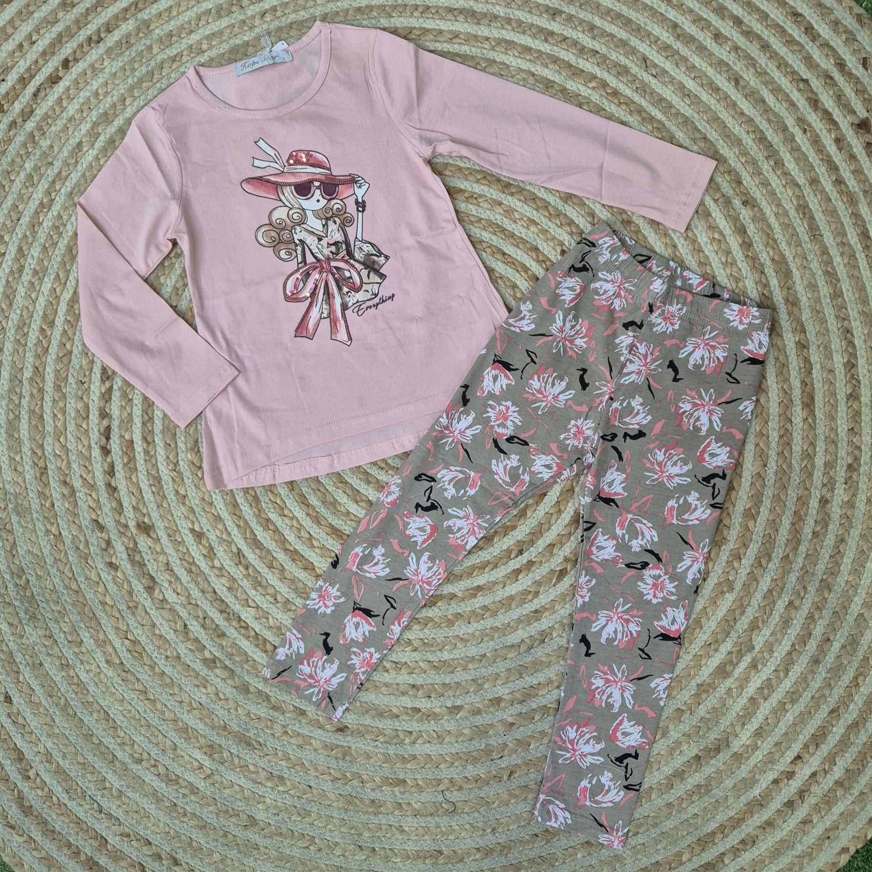 Conjunto muñeca rosa