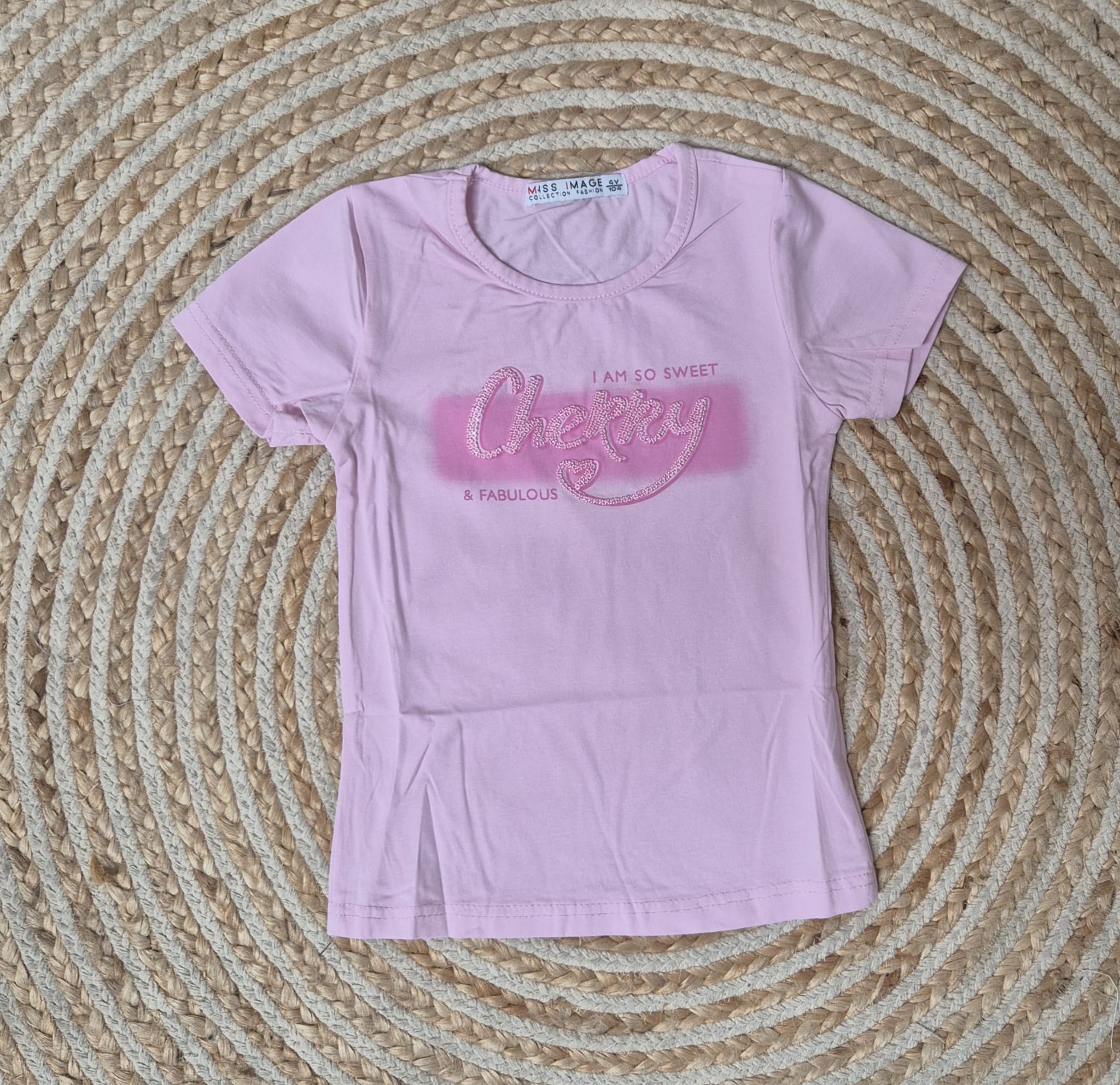 Camiseta cherry rosa