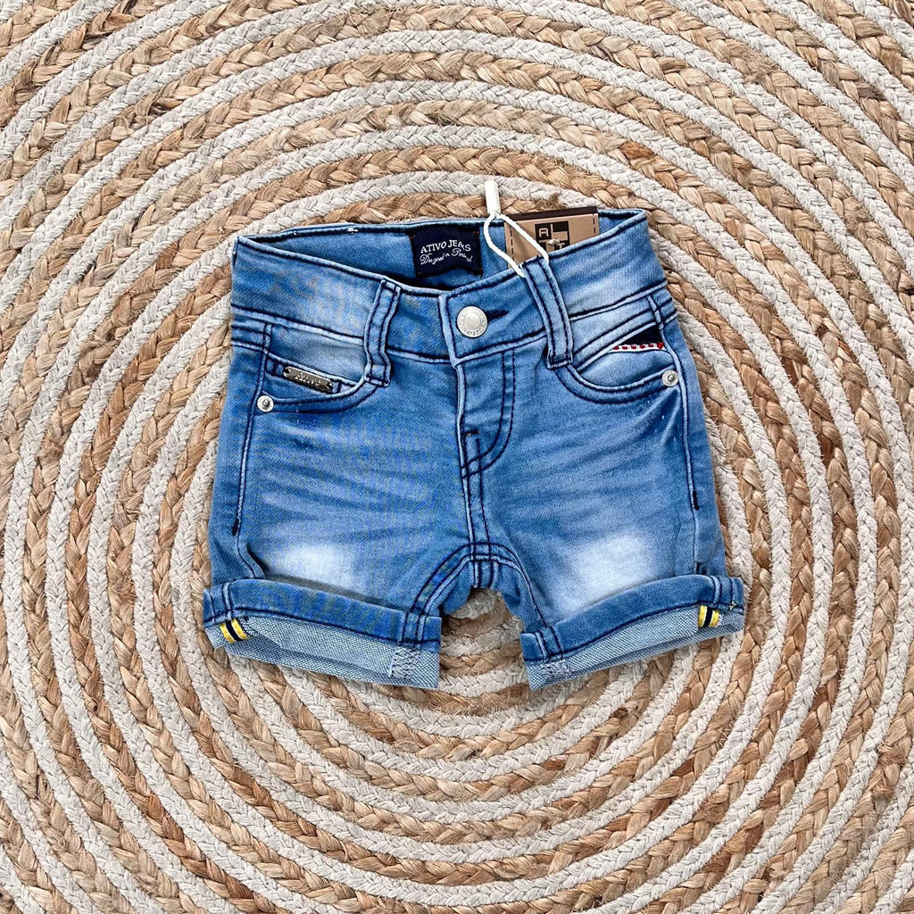 Bermuda vaquera ativo