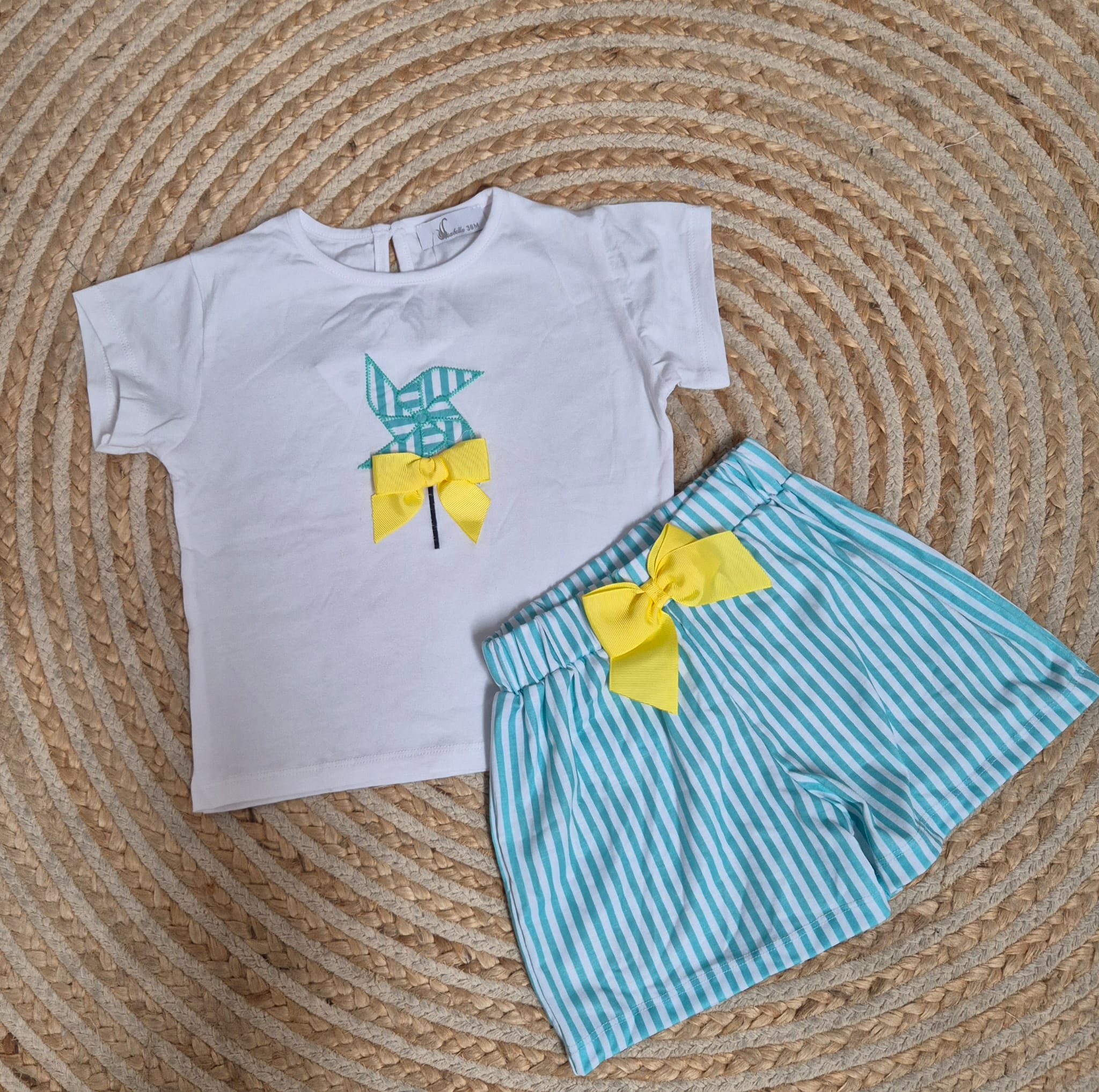 Conjunto pajarita