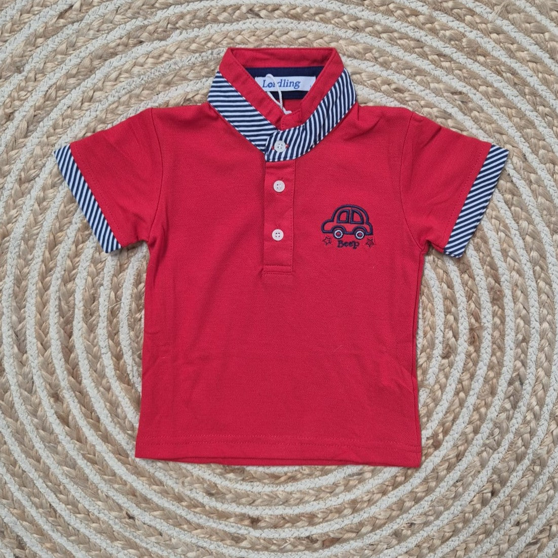 Polo coche rojo