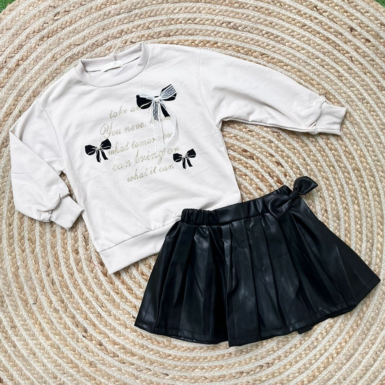 Conjunto polipiel beige