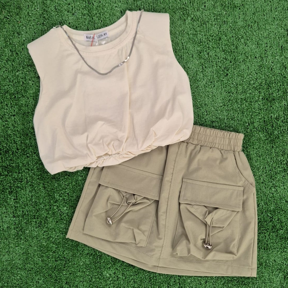 Conjunto hombrera beige