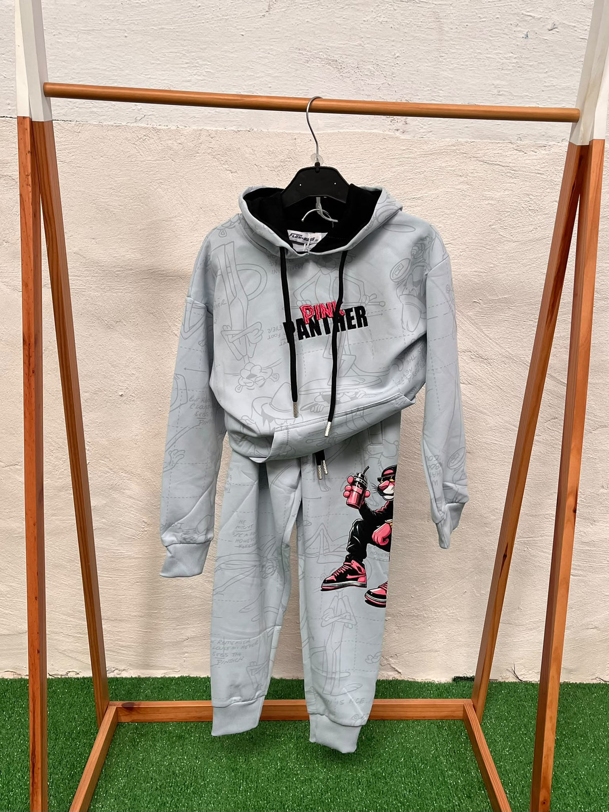 Conjunto Pantera