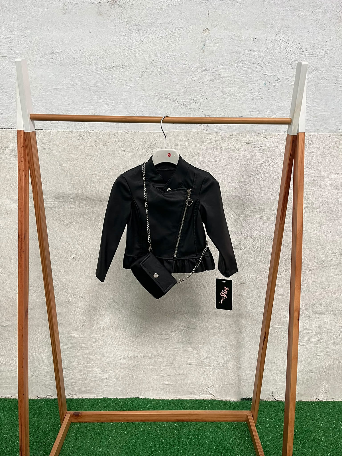 Chaqueta polipiel volante
