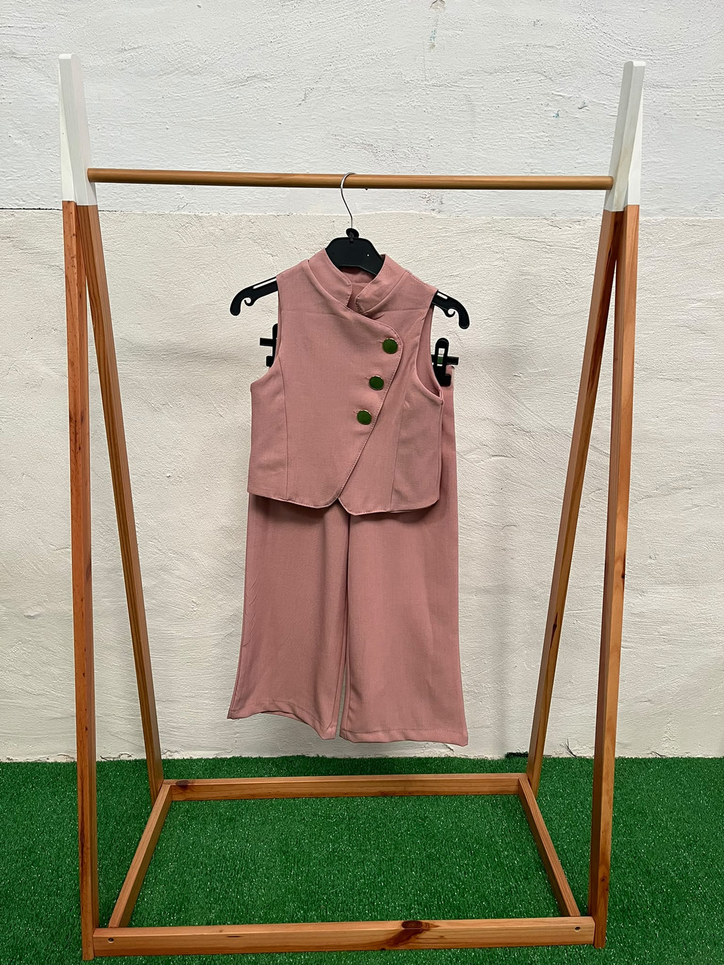 Conjunto chaleco cruzado