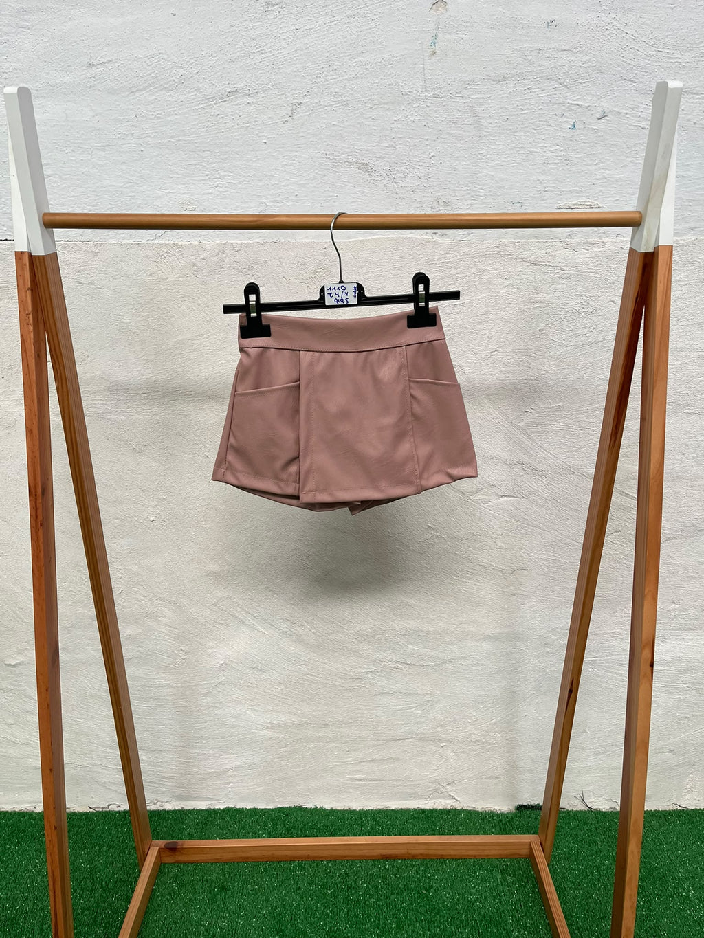 Pantalón falda polipiel