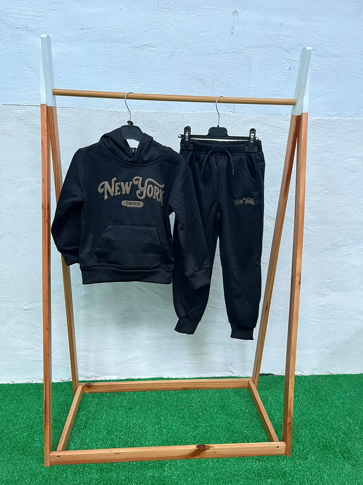Conjunto 1986