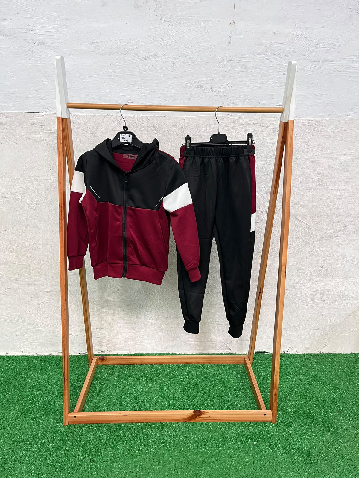 Conjunto adam