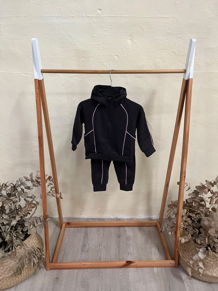 Conjunto Naima